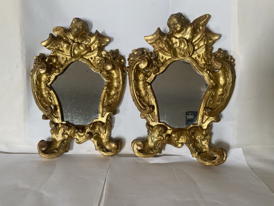 Par de espelhos em talha dourada do sec XIX