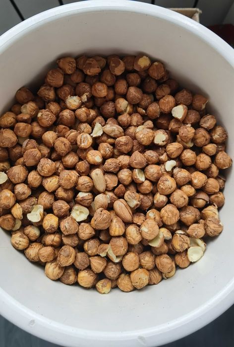Orzechy laskowe łuskane