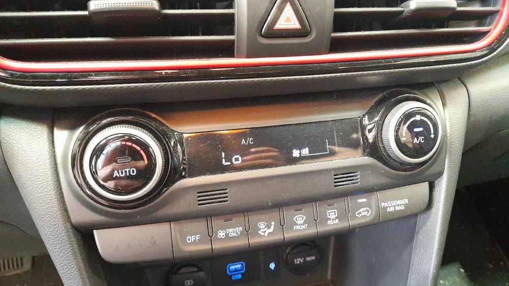 Botão / interruptor do AC HYUNDAI Kauai (OS)