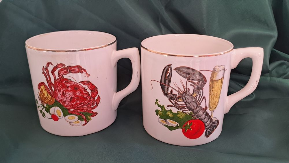 Conjunto 2 canecas antigas