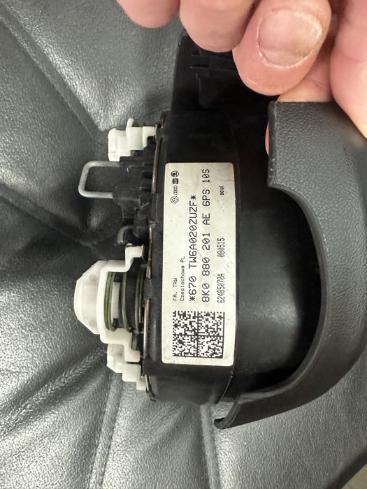 Подушка в руль audi a4 b8 a5 рест 8K0 880 201 AE