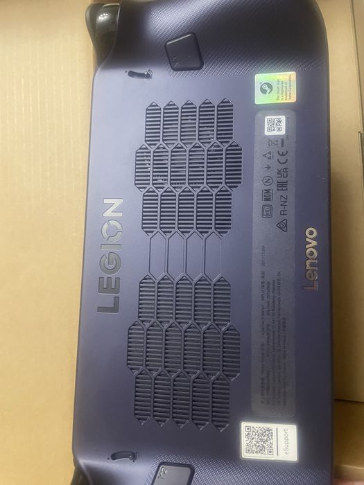 Lenovo legion go s z1Extreme
