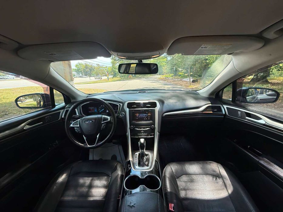 Ford Fusion SE      2015