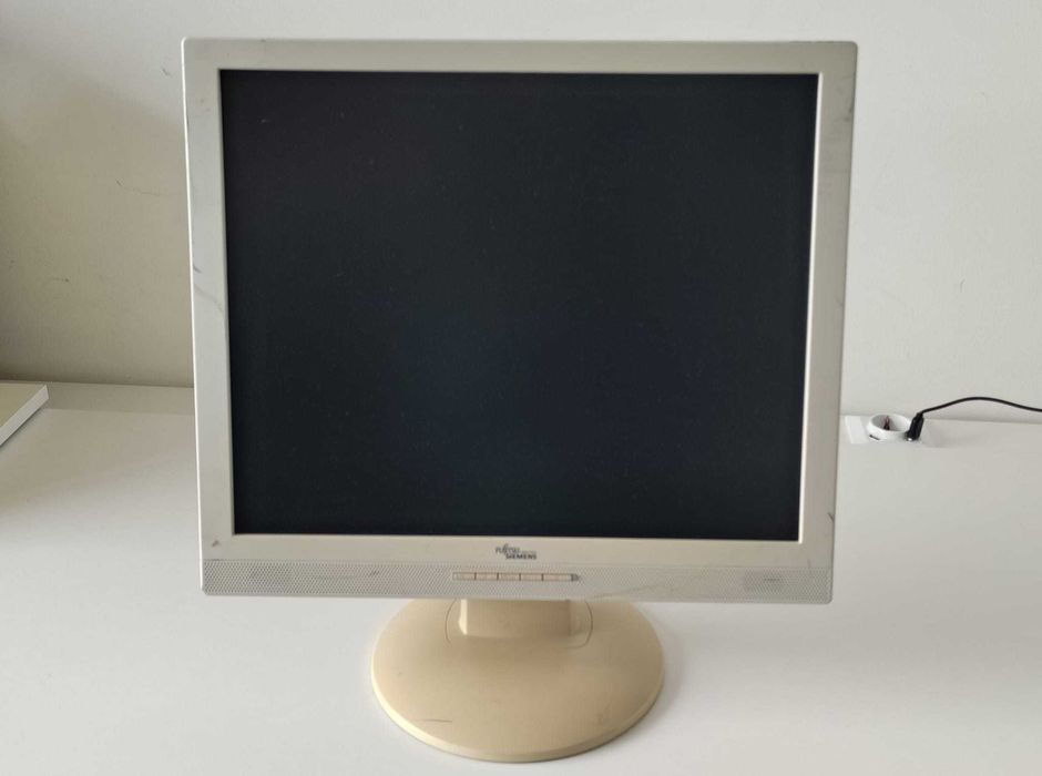 Monitor LCD Fujitsu Siemens ScenicView A19-1 19" VGA