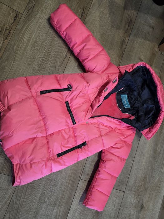 Ciepluteńka kurtka zimowa  dla dziewczynki  128