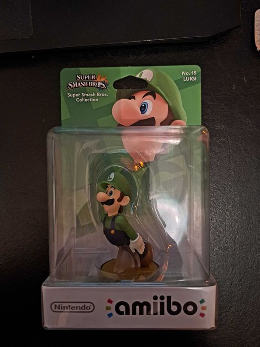 LUIGI NO. 15 - Figurka Nintendo Amiibo