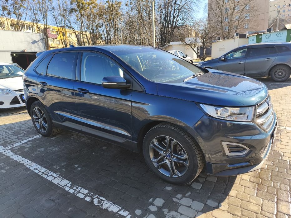 Продам Ford edge