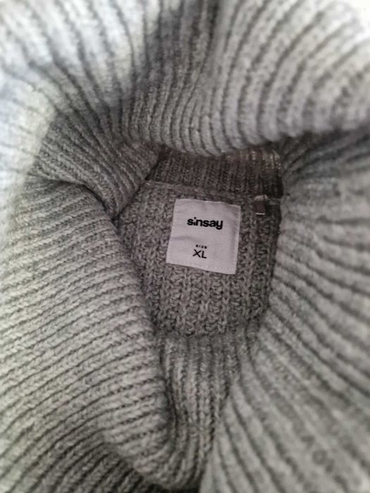 Szary damski sweter z golfem pudełkowy gruby L/XL