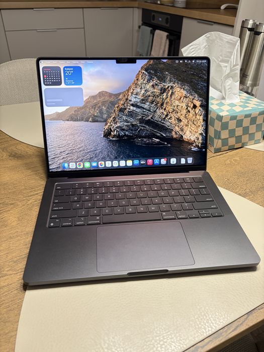 Macbook pro m4 16/512, MDM. 3 цикла заряду.