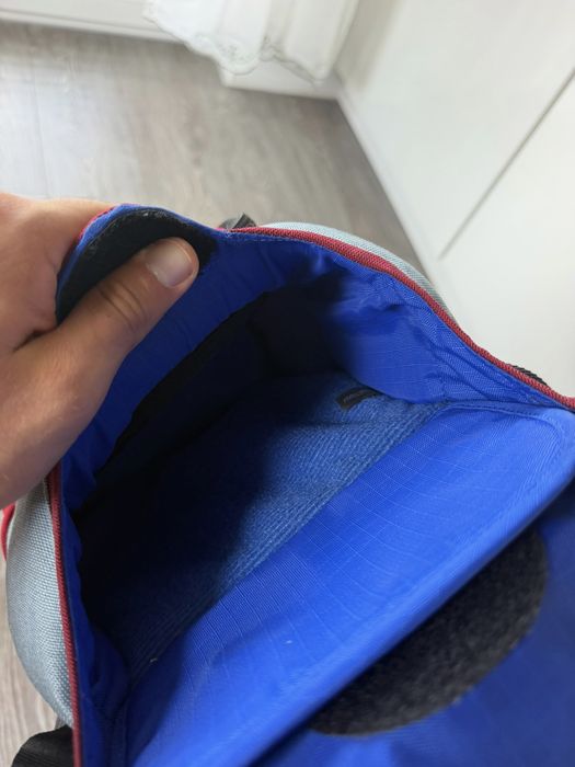 Trekkingowa Pojemna Praktyczna Wygodna Torba na ramię Nerka Crumpler