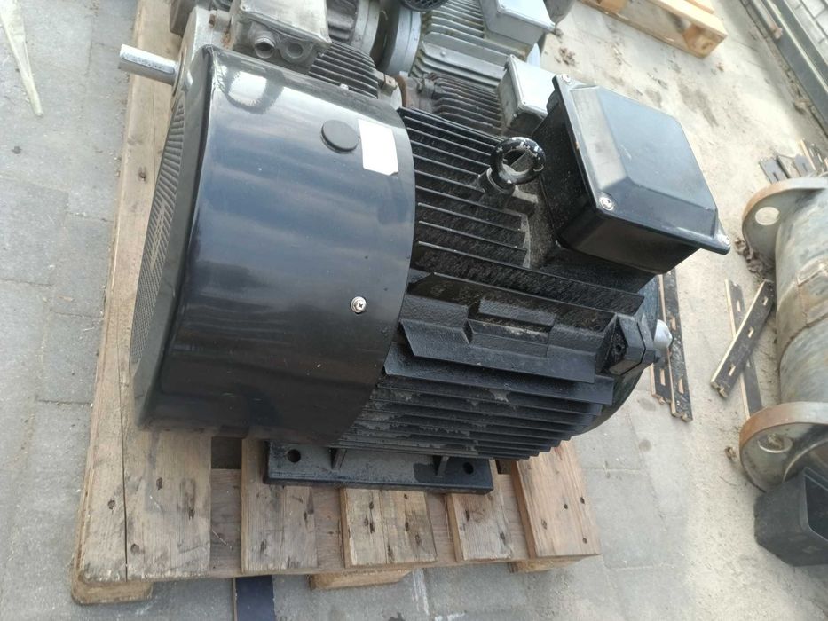 SILNIK Elektryczny 400/690 SODECA 37KW