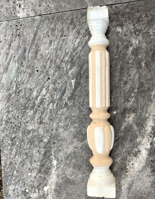 40 Balaústres de Betão Trabalhados  ( 70 cm ) -  Modelo especial com relevo
