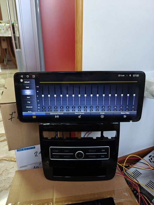 Штатная магнитола Volkswagen Touareg 2011+  android GPS автомагнитола