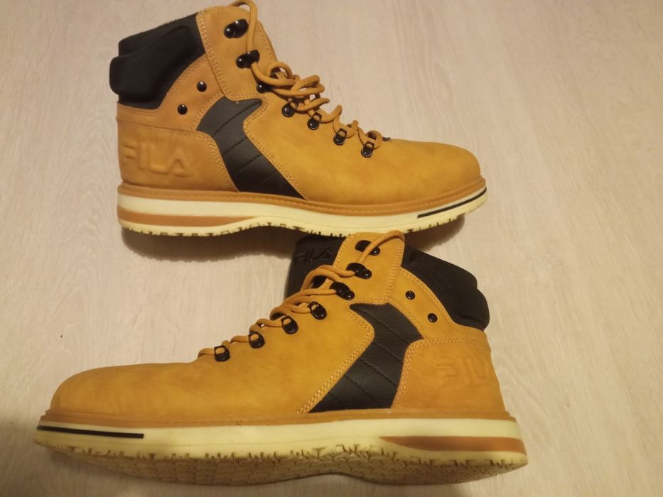 Buty zimowe FILA 45 wygoda ciepłe wysciełane klasyczny kolor promocja