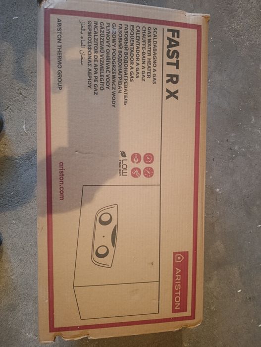 Esquentador Ariston Fast
Esquentador à gás 11L NAT ATM Ariston Fast