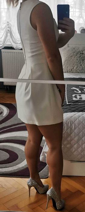 Sukienka kremowa, rozmiar S