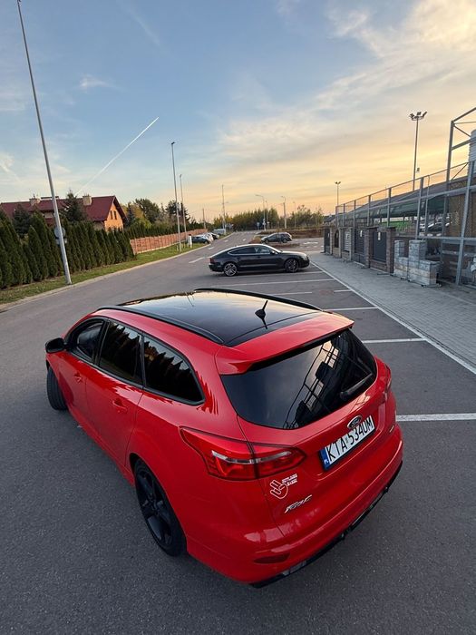 Ford Focus Na sprzedaż Ford Focus Wagon z 2015 r.