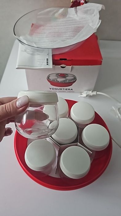 Йогуртниця нова Bialetti