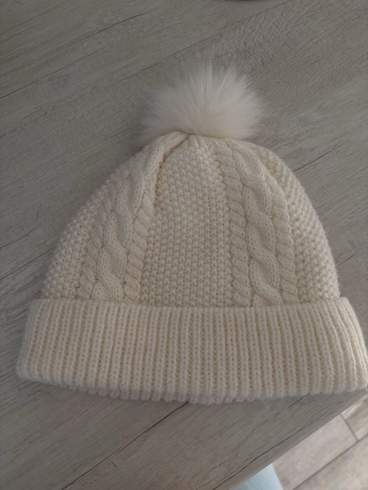 Зимова дитяча  шапка