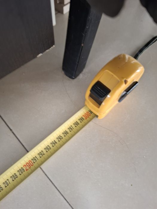 OPORTUNIDADE!!!Vendo 2 armários altos e 2 baixos de cozinha ou arrumos