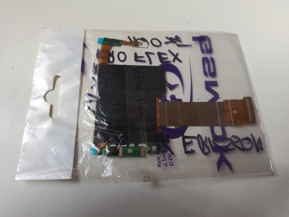 Nowa Taśma LCD  Sony Ericsson  SK17i Xperia Mini Pro Hingle Flex   GW.