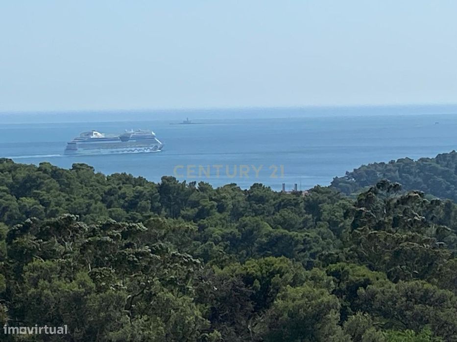 Fantástico T2 com Vista Rio em Linda-a-Velha