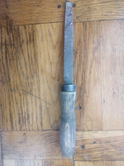 Продам напильники, в наличии круглые,треугольные, плоские