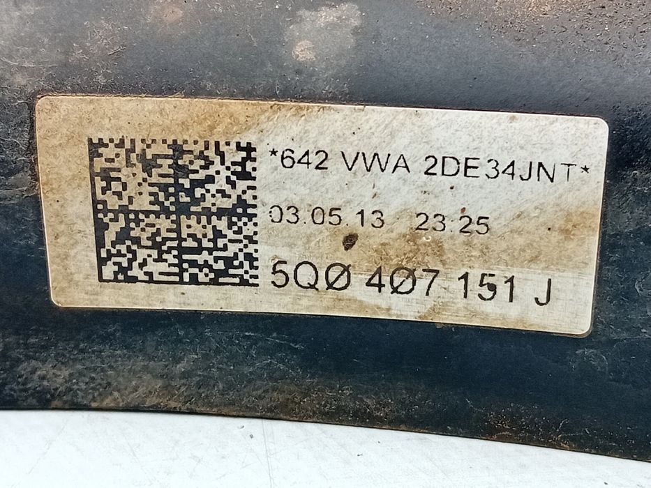 Braço de suspensão frente esquerdo VOLKSWAGEN Golf VII (5G1, BQ1, BE1,
