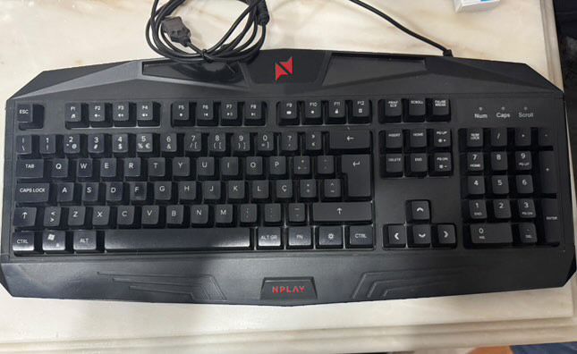 Teclado nplay preto