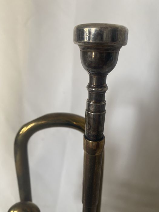 Trompete antiga da marca Bandmaster