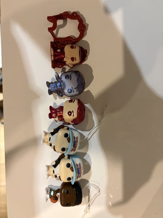 Фігурки kinder joy Дивні Дива