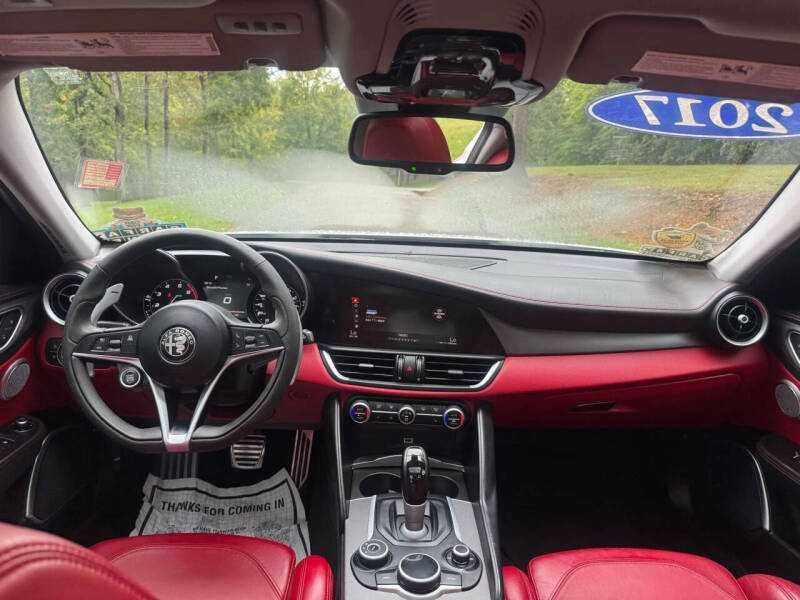 2017 Alfa Romeo Giulia Ti 5400