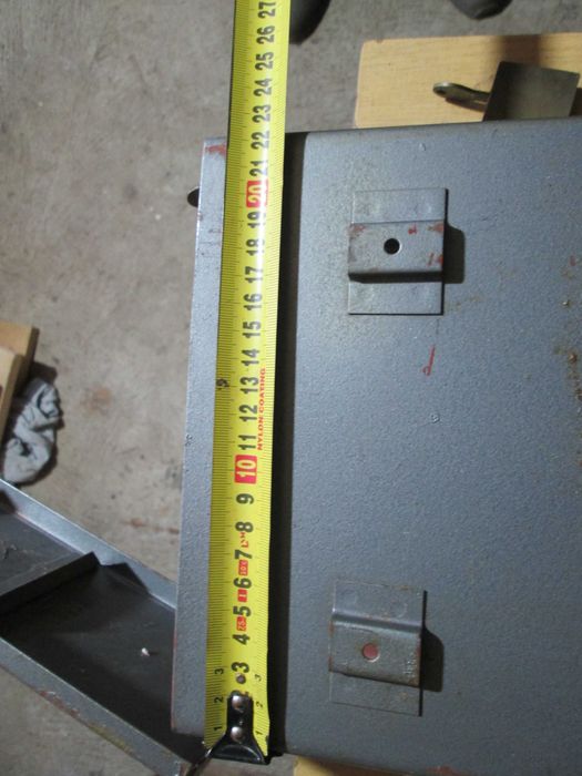 Кейс для зброї. Сейф навісний настінний.