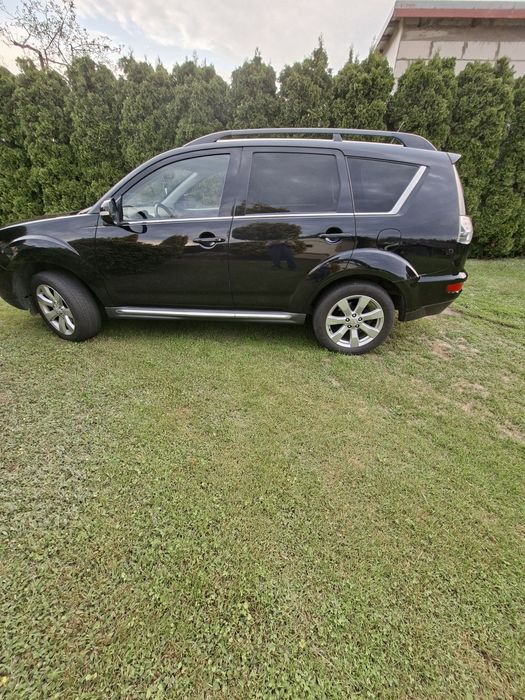 Sprzedam Mitsubishi Outlander SUV