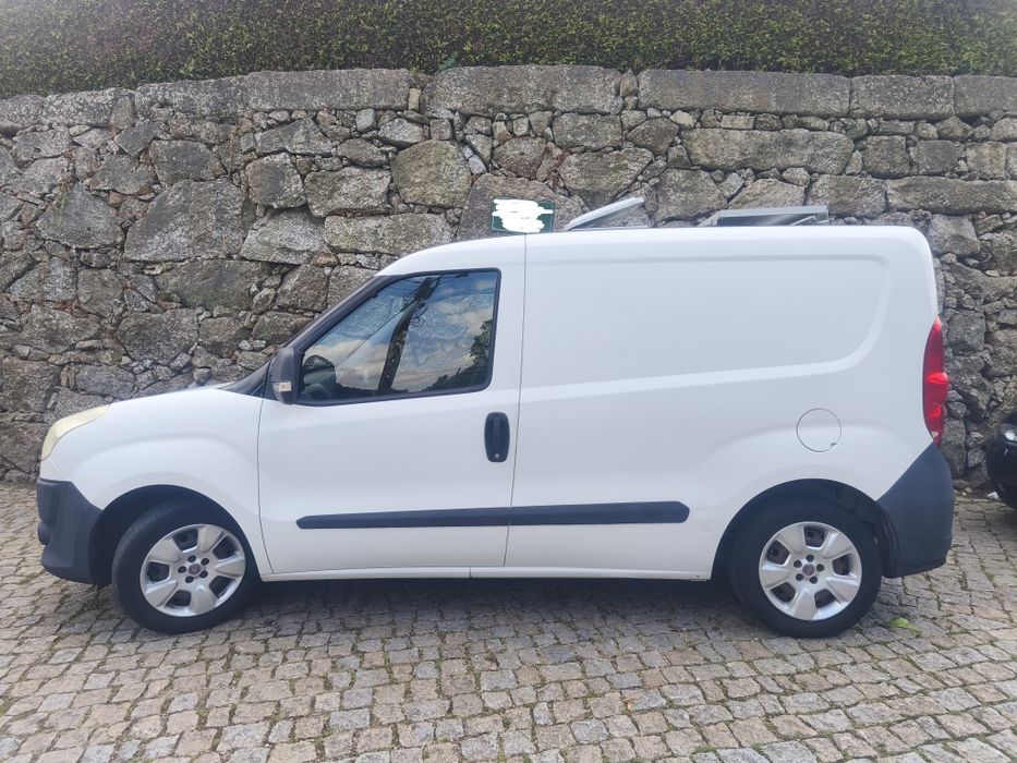 Campervan Fiat Doblô legalizada