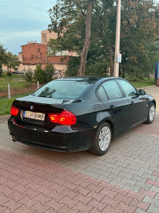Bmw E90 2011 rok
