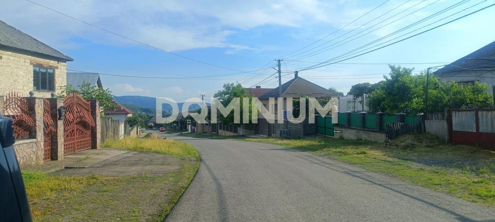 Продаж 3-х поверхового будинку в Рокосові