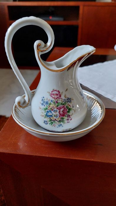 Louça antiga porcelana