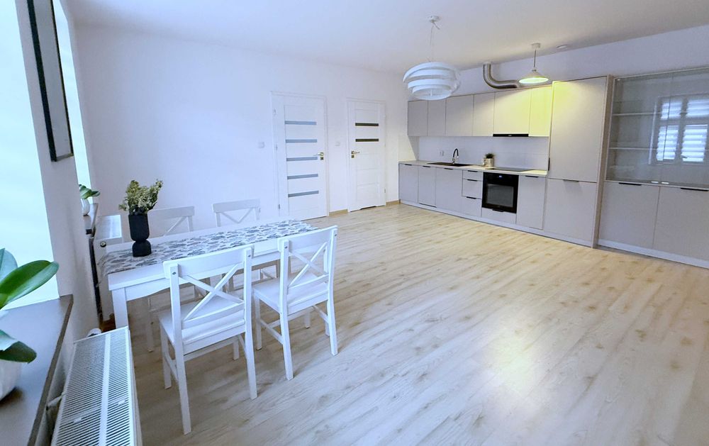 Katowice Słowackiego 39 dwa osobne pokoje + salon