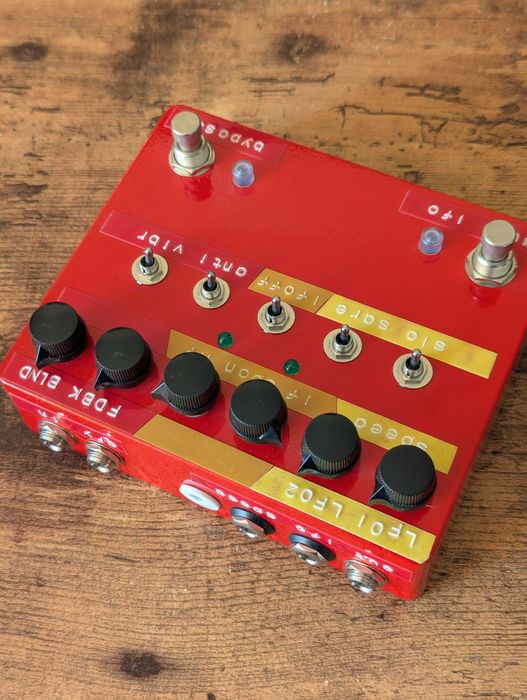 Lovetone Doppelganger phaser vibe analogowy efekt do gitary