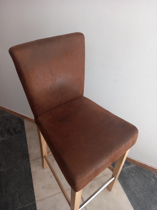 Cadeira Alta Castanha