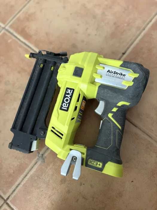 Kit Ryobi Aparafusadora R18DD3 + Bateria 2.Ah RB18L20