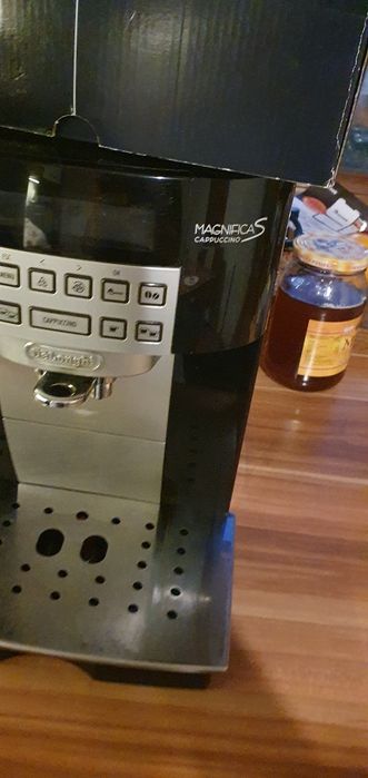 Ekspres delonghi Magnifica S cappuccino