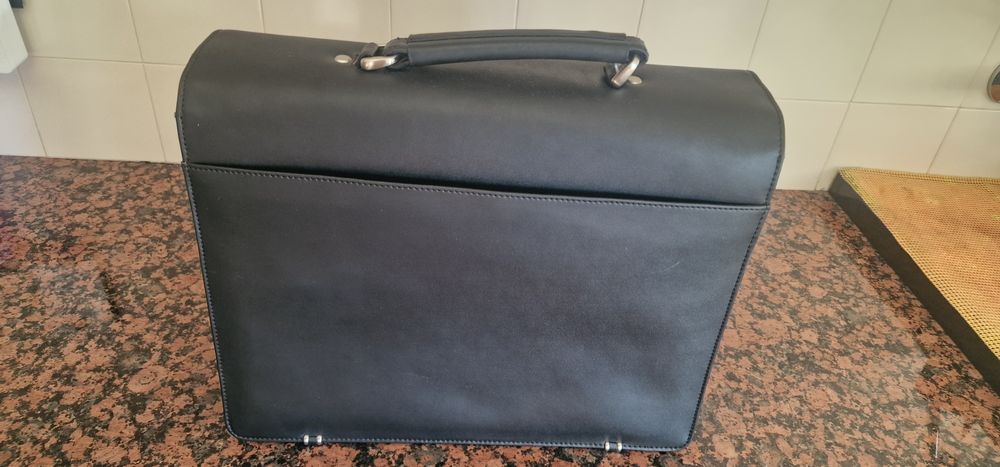 Pasta Unisexo para Trabalhar