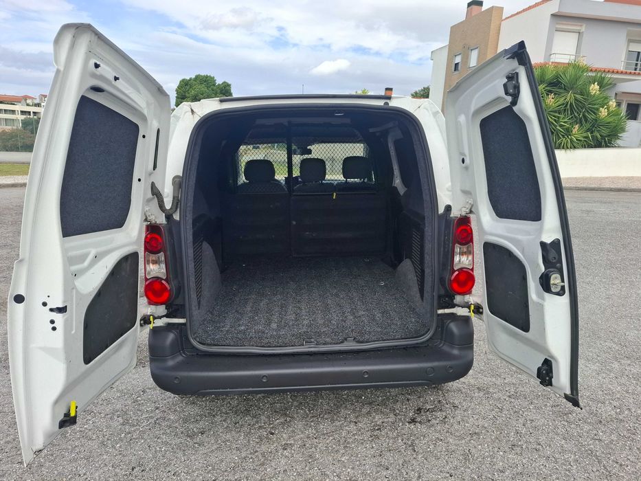 Berlingo Nacional 1.6HDI 115CV 119.680km