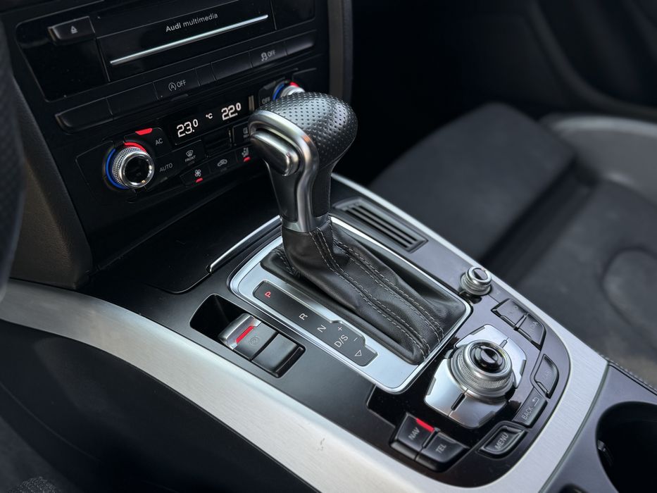 AUDI A4 B8.5 S-LINE 2.0 TDI