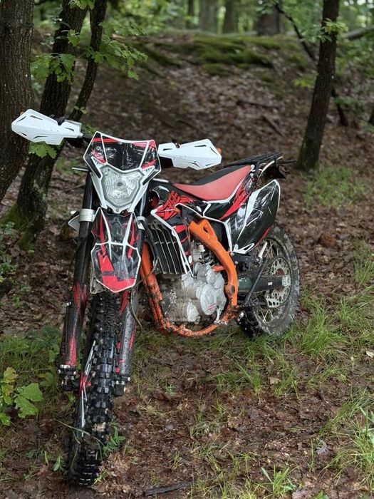 Мотоцикл BSE J 1  ENDURO