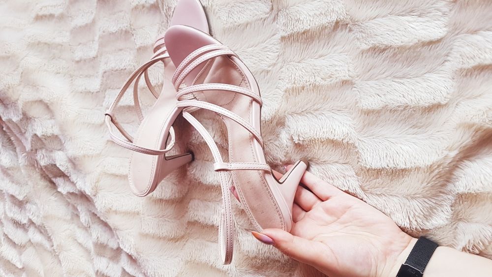 Śliczne sandałki pudrowy róż paseczki mohito