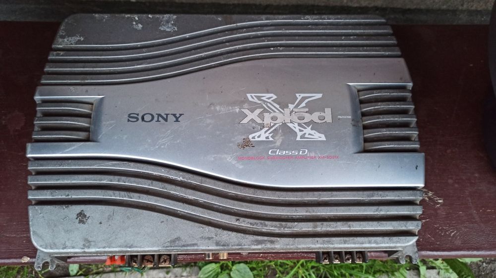 ПРОДАМ   акустику в машину  JVC, усілок  SONY