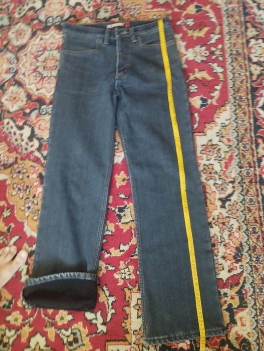 Продам джинси нові